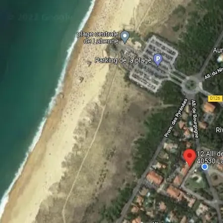 Magnificent , 200m From The Beach. Appartement