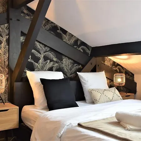 Magnificent , 200m From The Beach. Appartement