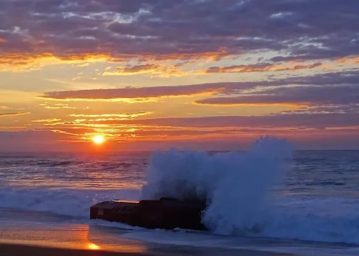 Magnificent , 200m From The Beach. *