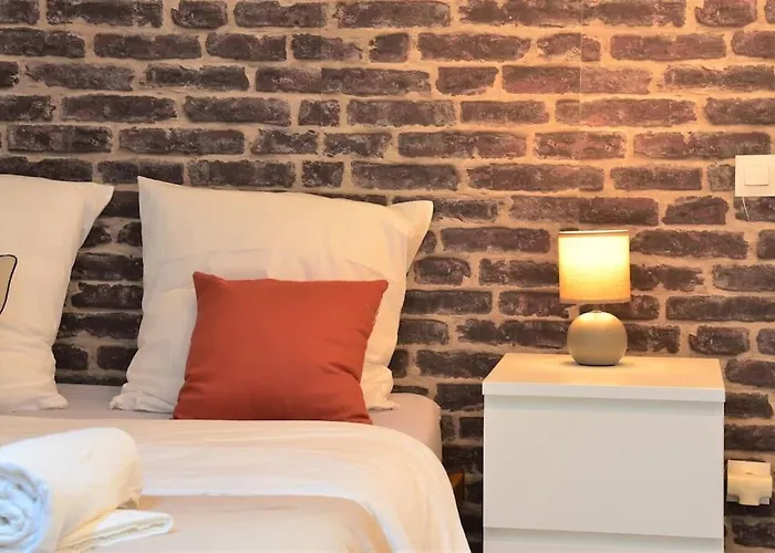 Magnificent , 200m From The Beach. Apartmán