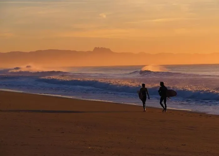 Magnificent , 200m From The Beach.