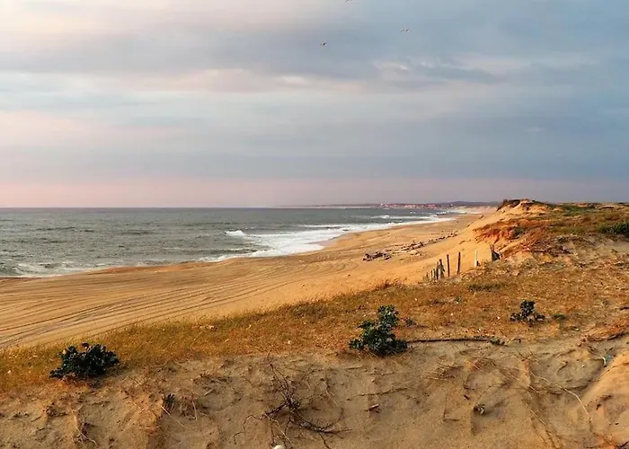 Magnificent , 200m From The Beach. Апартаменты